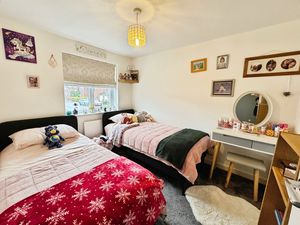 Photo 6- click for photo gallery